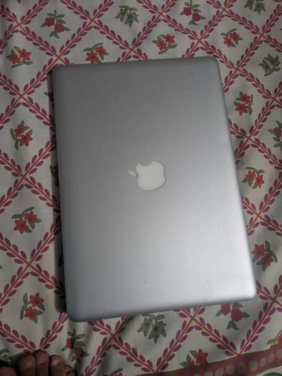 Macbook pro 2012 mid win/mac both
