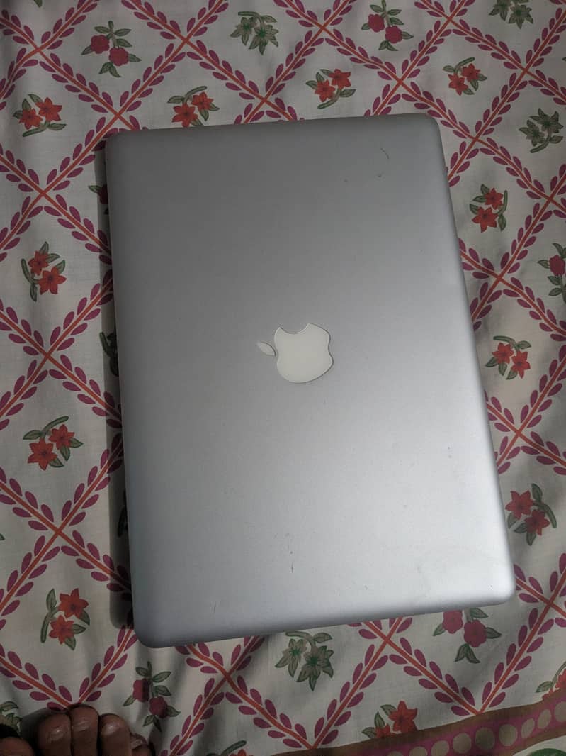 Macbook pro 2012 mid win/mac both 0