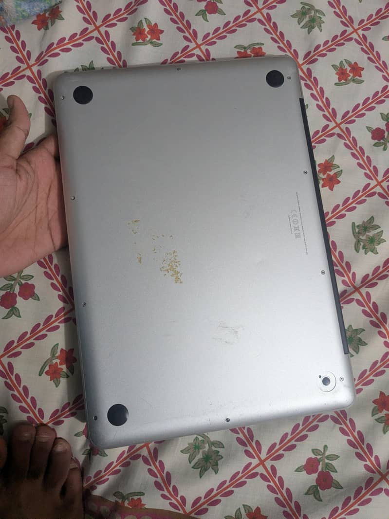 Macbook pro 2012 mid win/mac both 5