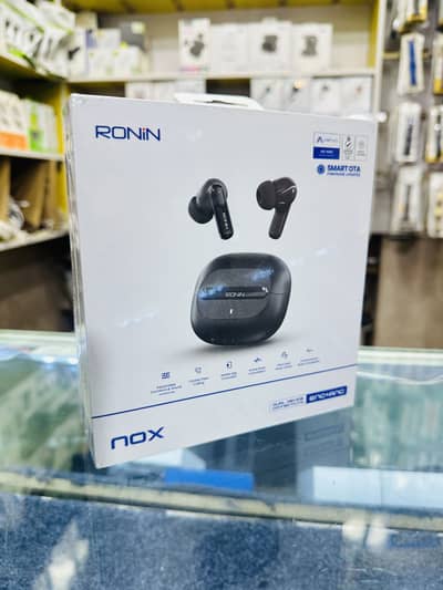 Ronin earbuds handsfree headphones mic cables charger