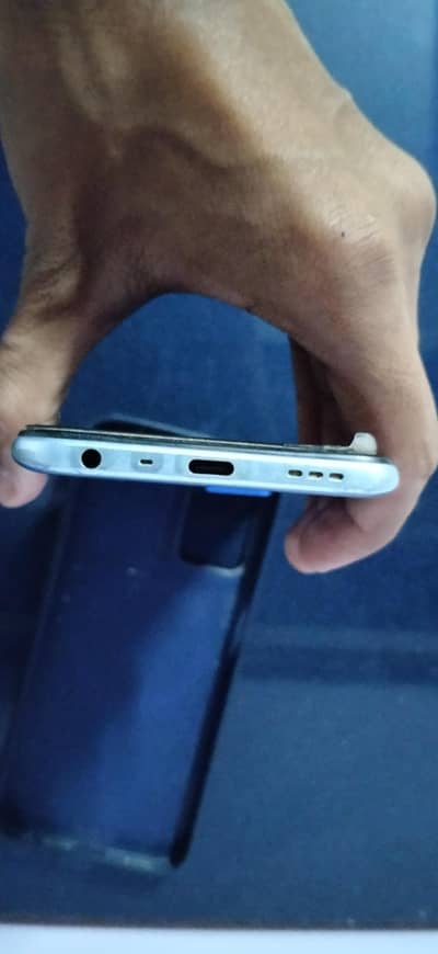 OPPO A54
