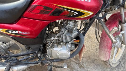 suzuki gd 110s bike wash honi ha bas bike bilkul neat and clean ha