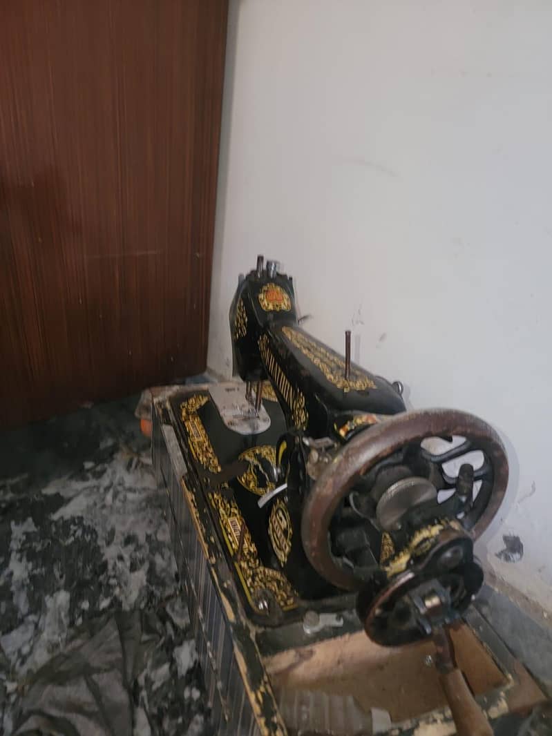 sewing Machine 1