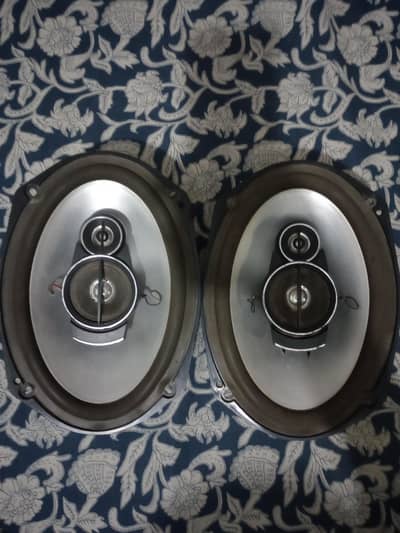 Car speakers