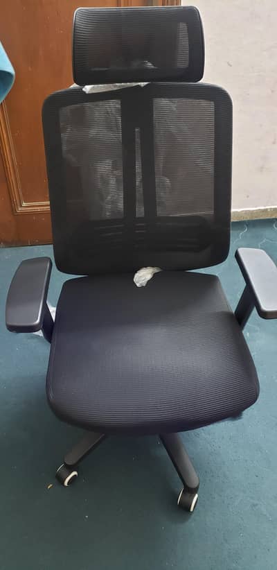 Revoulving Chair