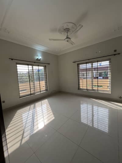 10 Marla Like That Brand New Upper Floor Available For Rent With All Basic Needs At Reasonable Demand In G-13 Islamabad