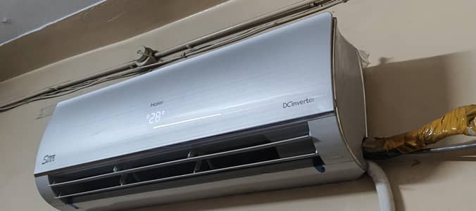 Haier DC inverter heat & cool 1.5 Ton Silver Glossy Split A. c