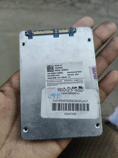 128 GB SSD