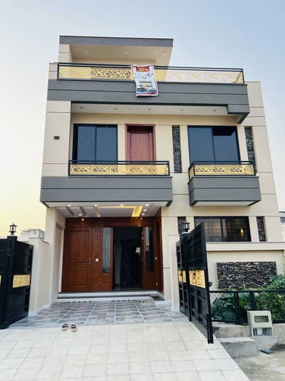 4 Marla Beautiful Brand New House For Sale In G14