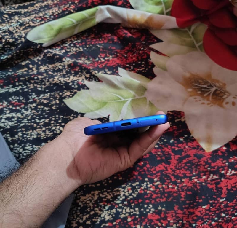 One Plus 8 Pro 4