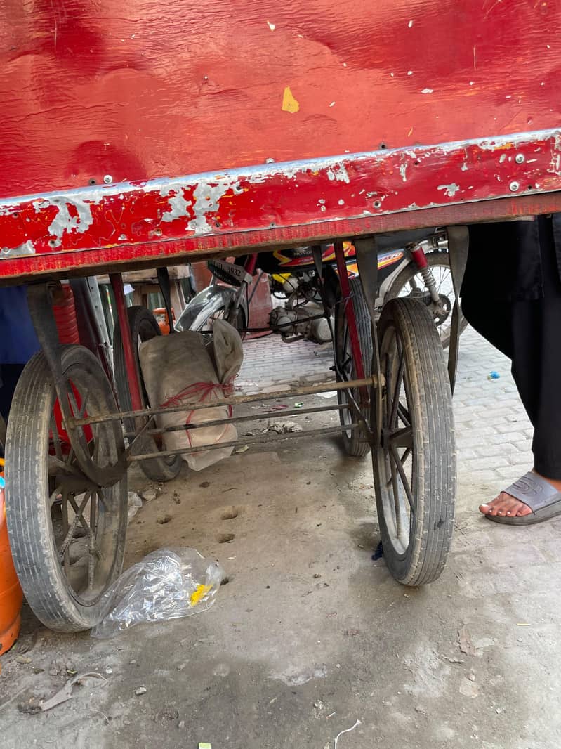 ہاتھ والی ریڑھی 7