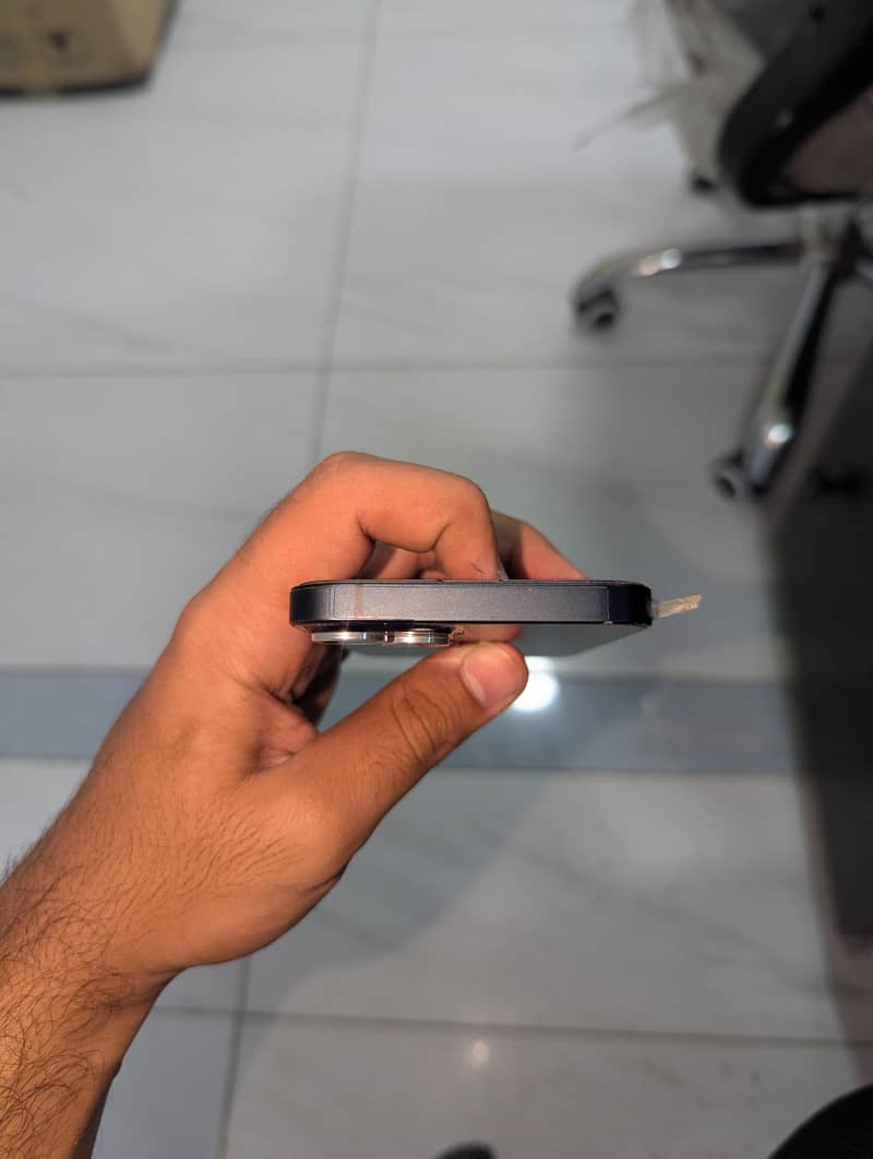 Apple iPhone 13 3