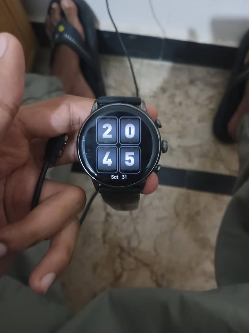 Zero Royal Watch 4