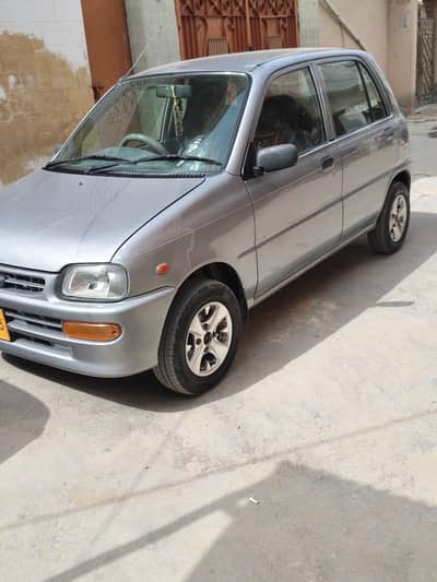 Daihatsu Cuore 2012