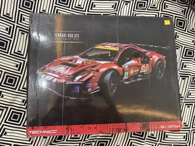 Ferrari 488 GTE Technic Car (1677 PCS) – Complete Set, Like New