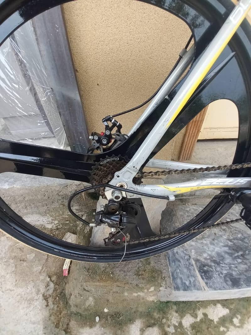 condition new 2
