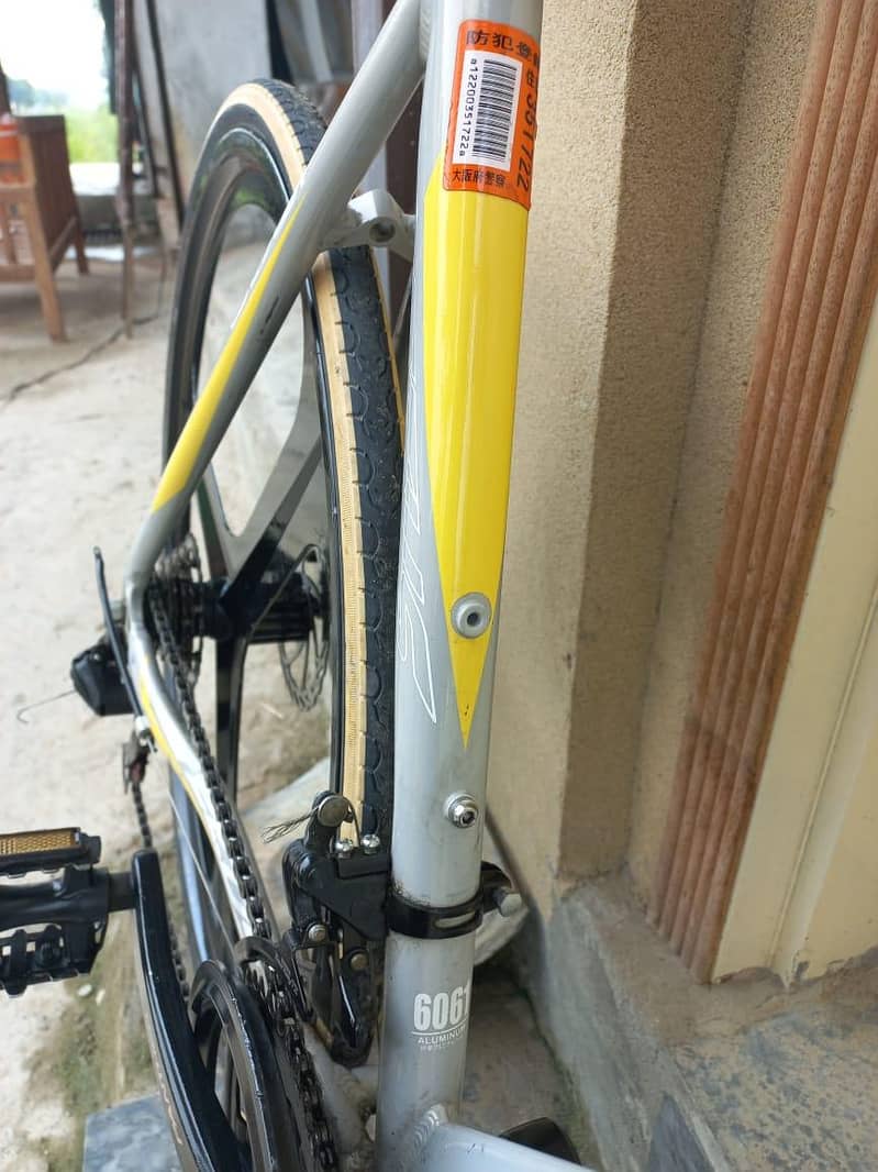 condition new 3