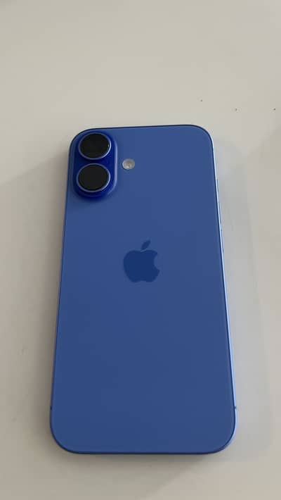 Apple iPhone 16