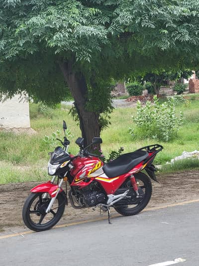 honda CB 150F
