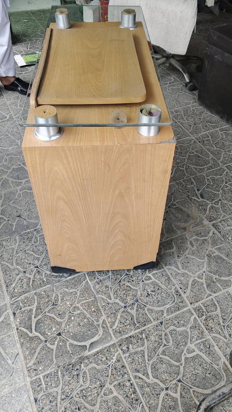 Computer Table 2