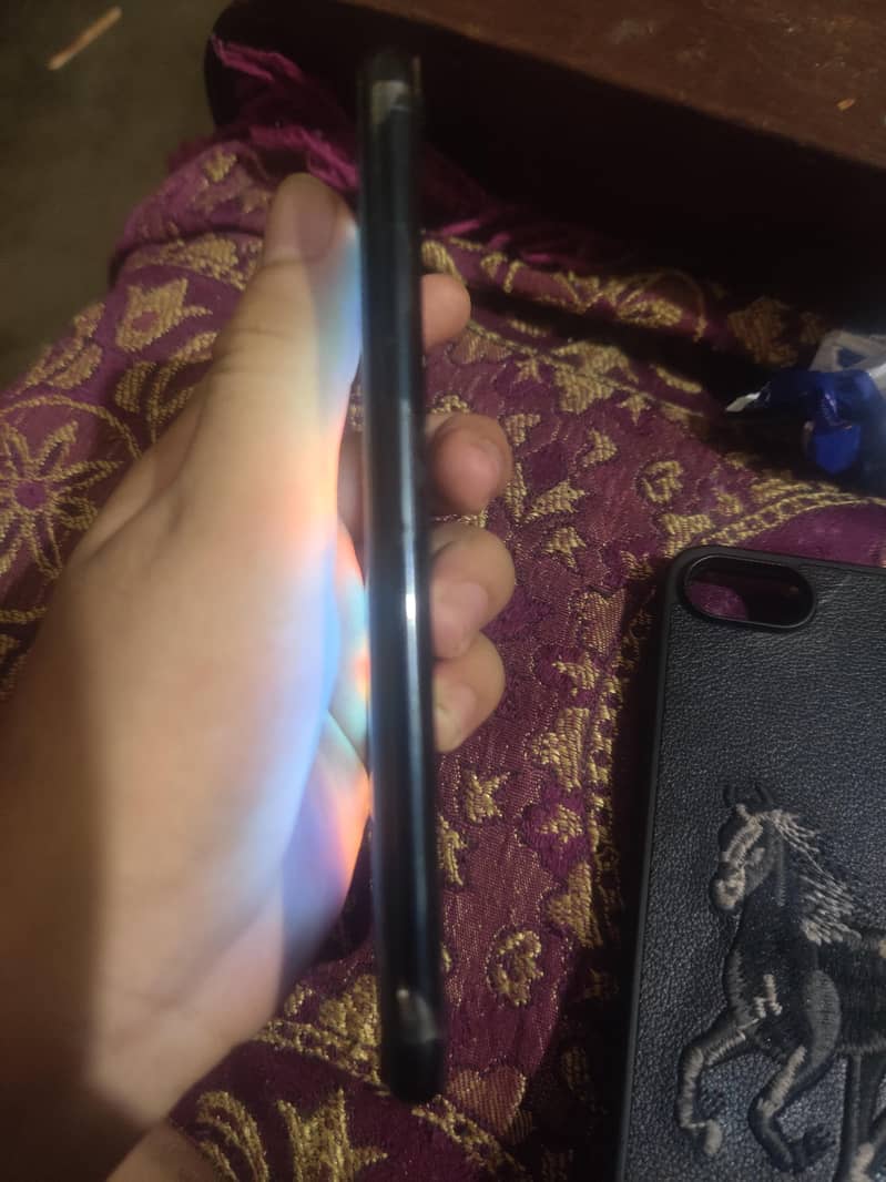 Apple iPhone SE 3rd JV 2