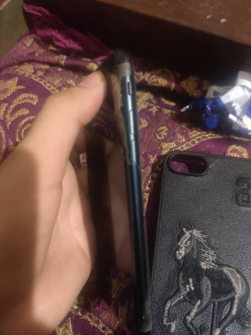 Apple iPhone SE 3rd JV 5