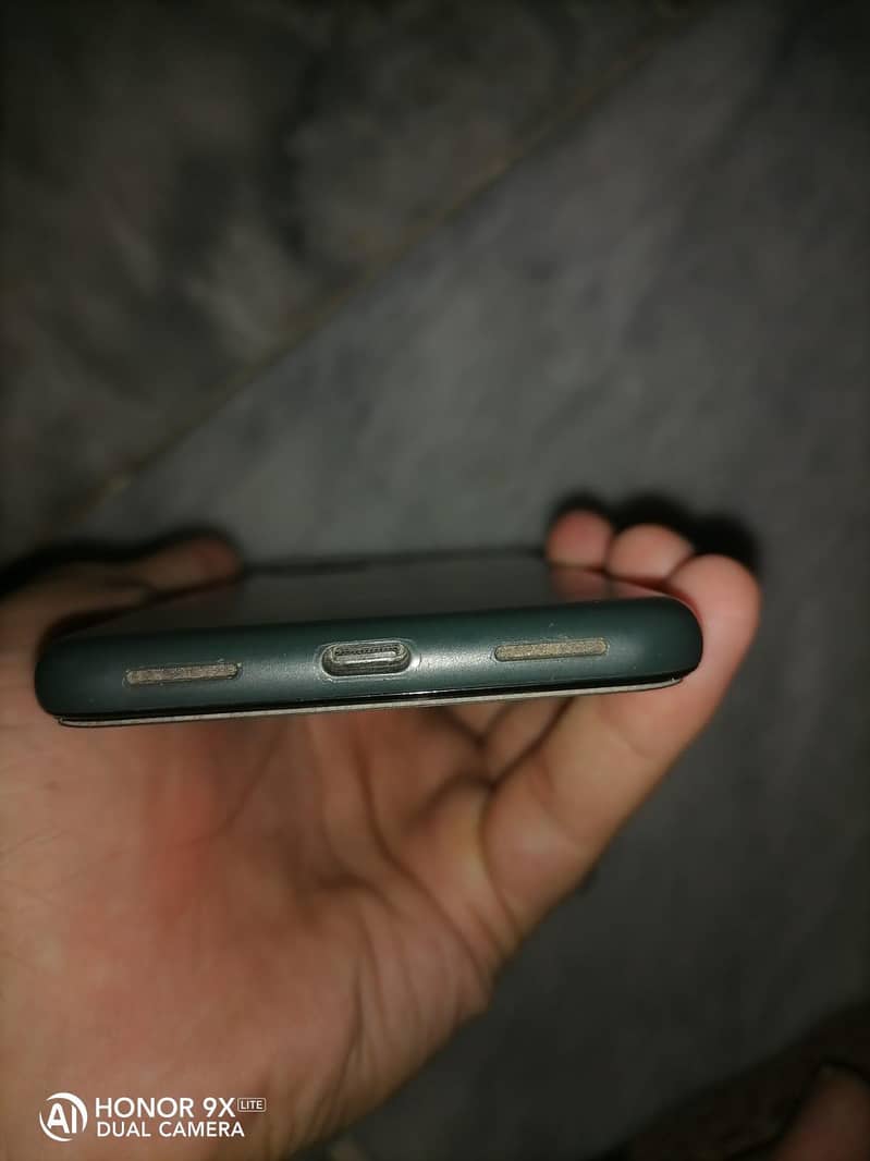 Google Pixel 5a 1