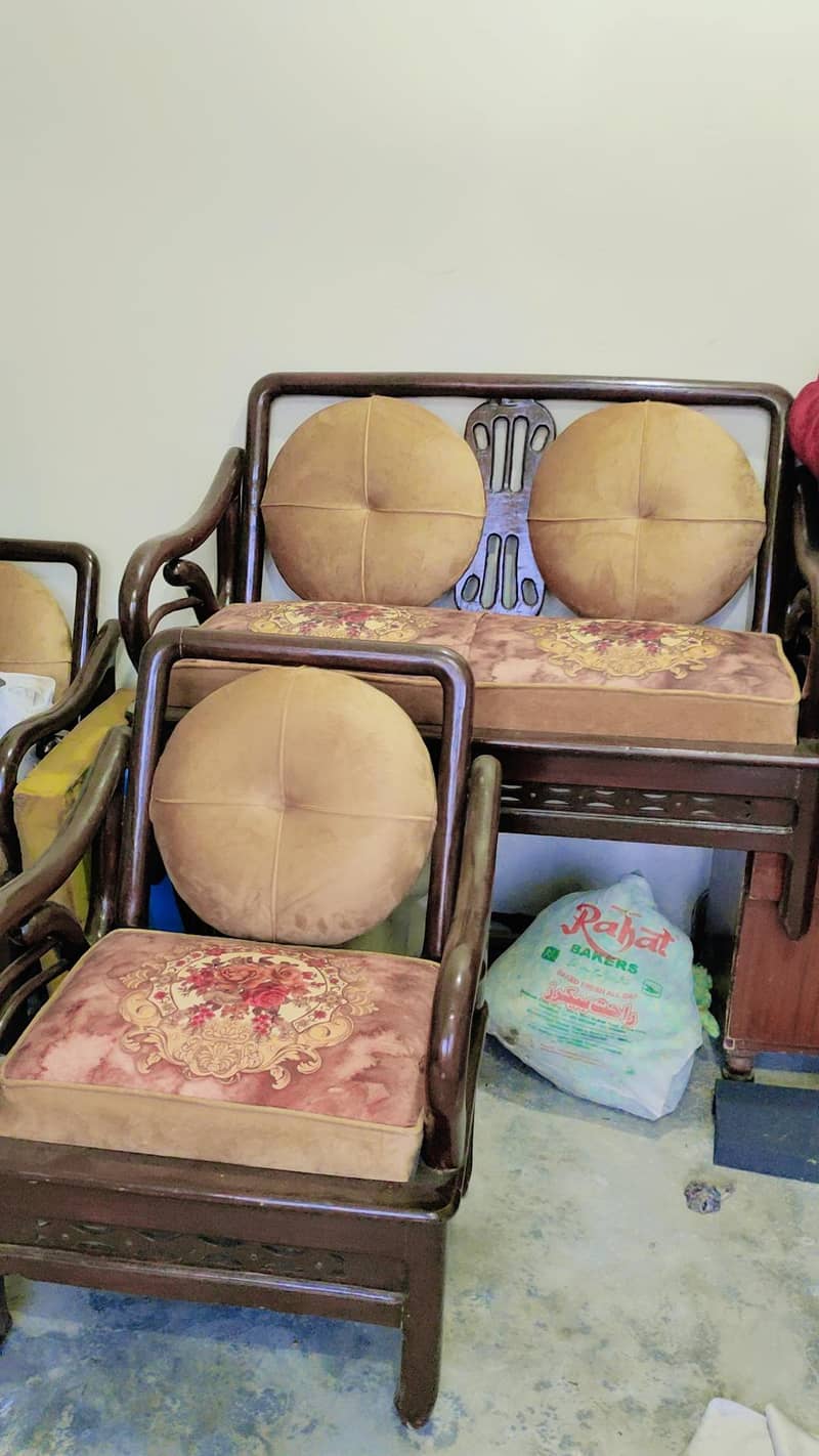 Sofa Set 0