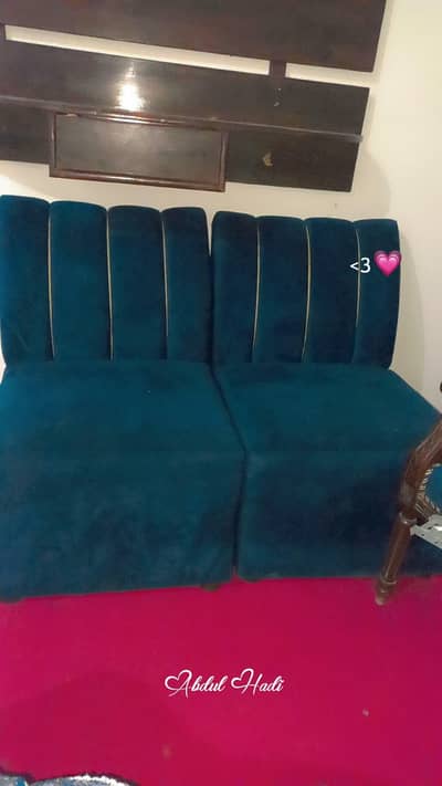 single 2 velvet sofa