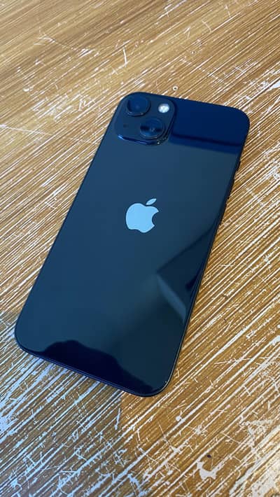 Apple iPhone 13