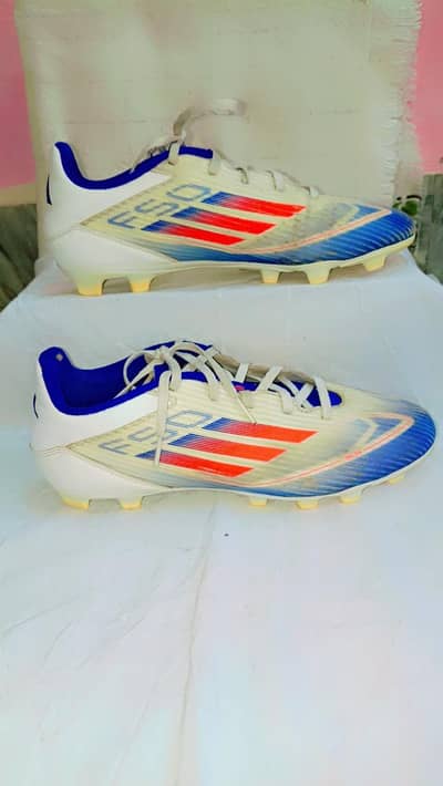 Football shoes