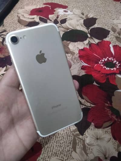 Apple iPhone 7