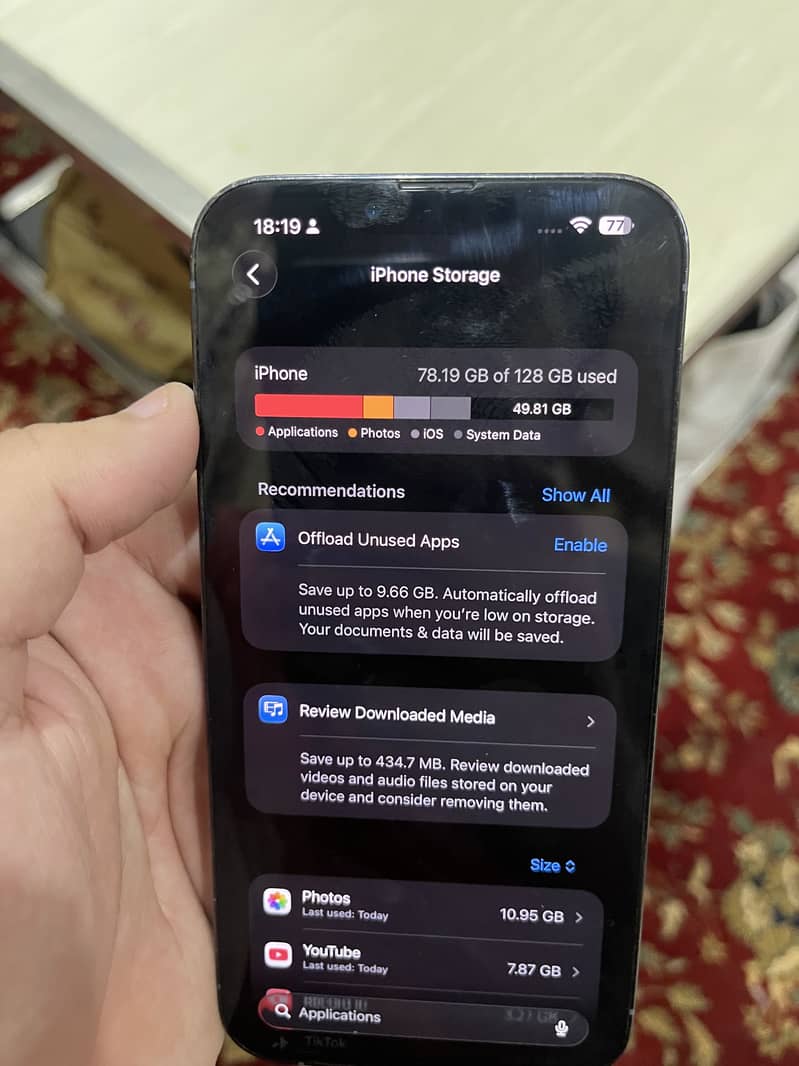 Apple iPhone 13 Pro Max 15