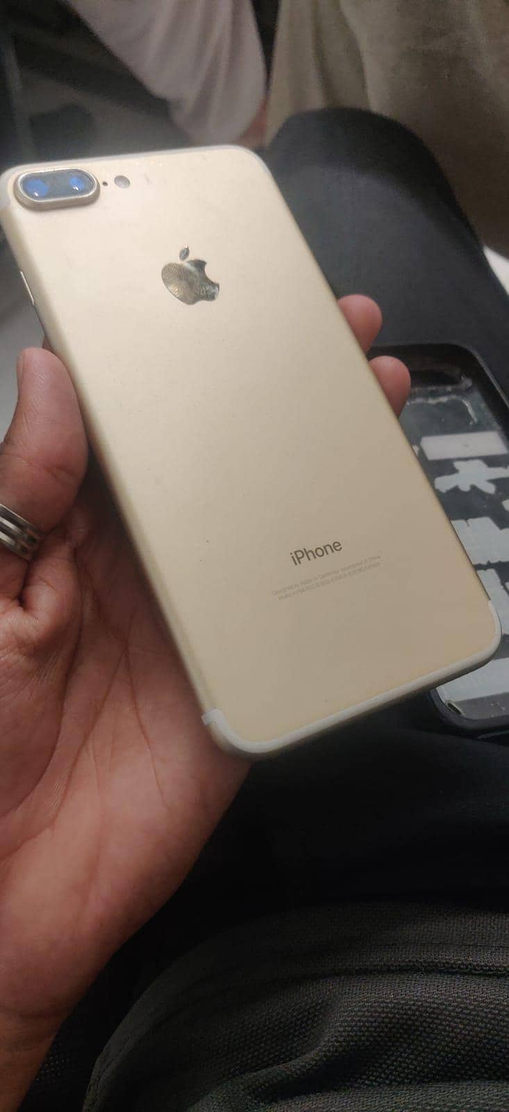 Apple iPhone 7 Plus 0