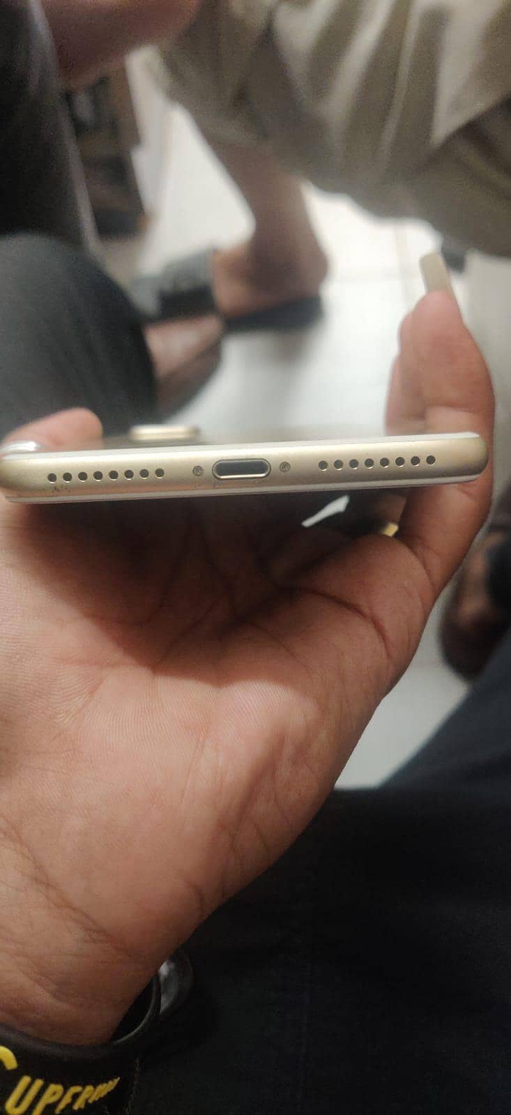 Apple iPhone 7 Plus 4