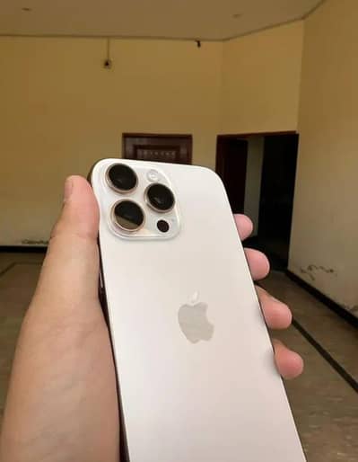 Apple iPhone 16 pro max
