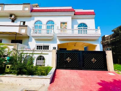 8 MARLA LUXURY BRAND NEW HOUSE FOR SALE IN MULTI F-17 ISLAMABAD ALL FACILITY AVAILABLE CDA PPROVED SECTOR MPCHS