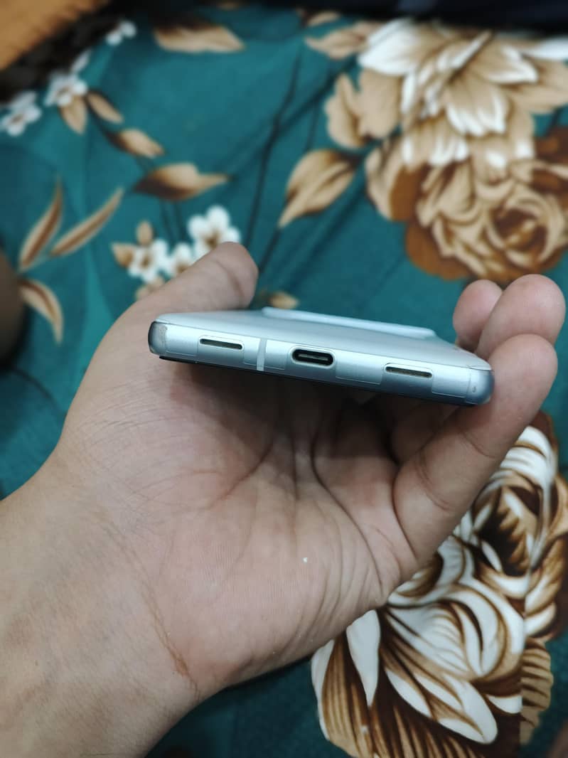 Google Pixel 7a 1