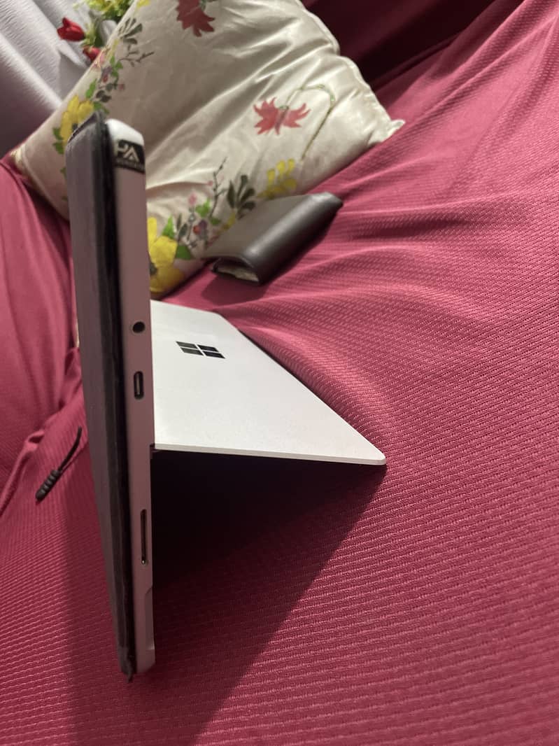 Microsoft surface Go 8