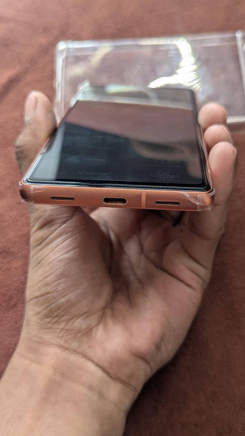 Google Pixel 7a 5