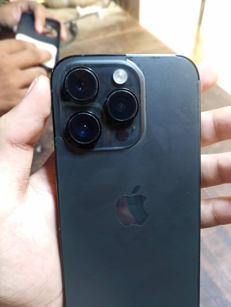 Apple iPhone 14 Pro 4