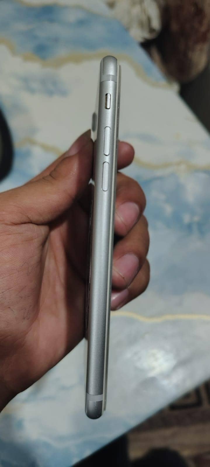 Apple iPhone 7 6