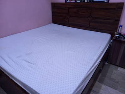 King Size Bed with master mattress