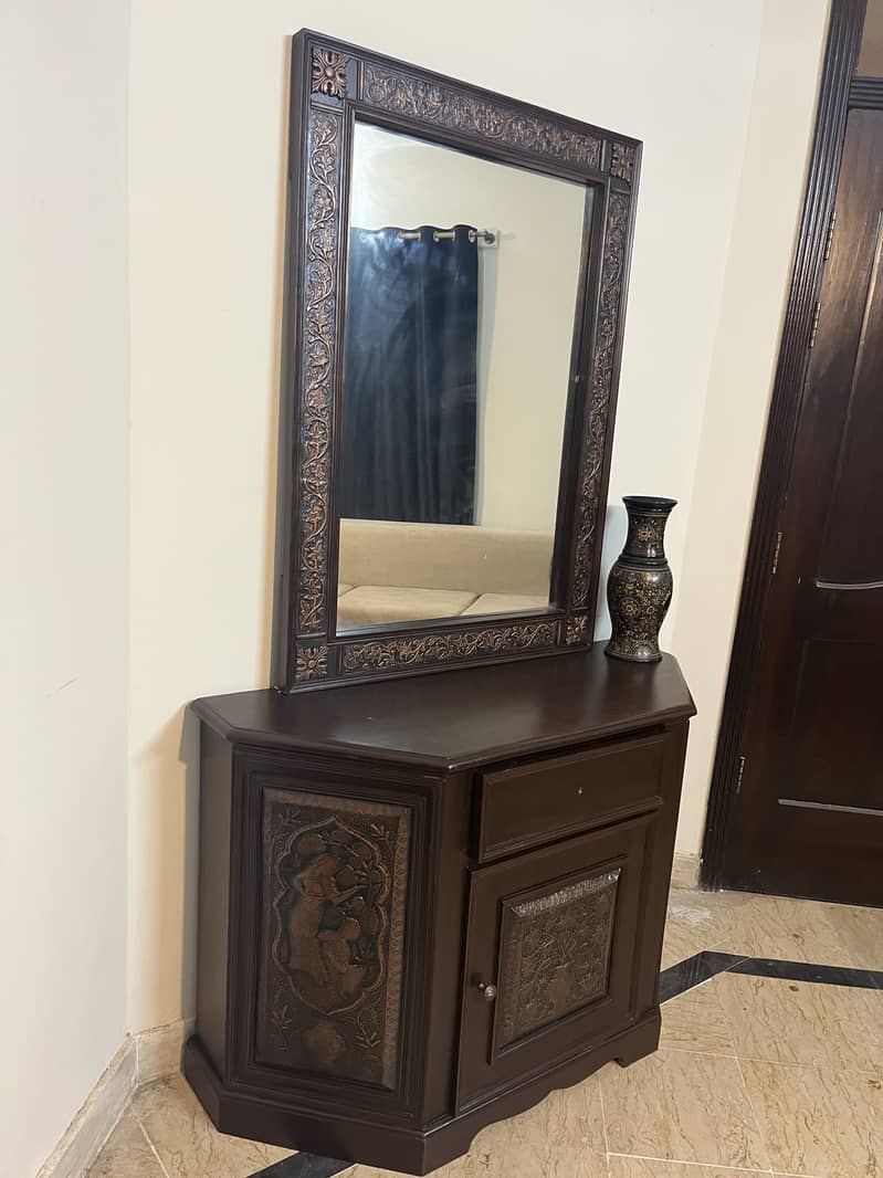 Console table woth mirror 3