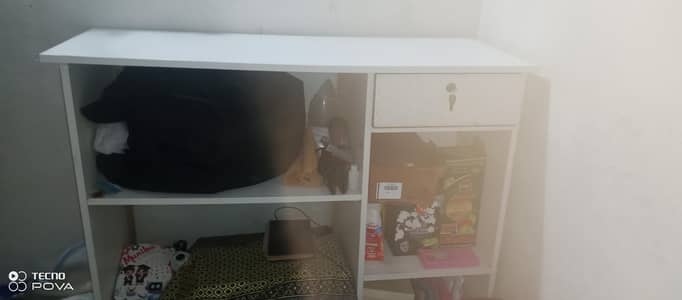 Counter Plywood