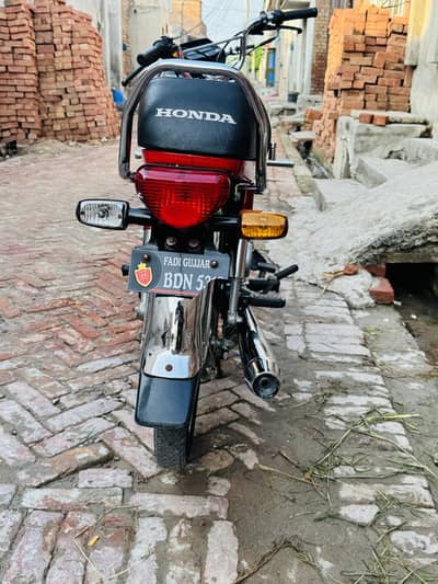 Honda cd 70 modal 2025