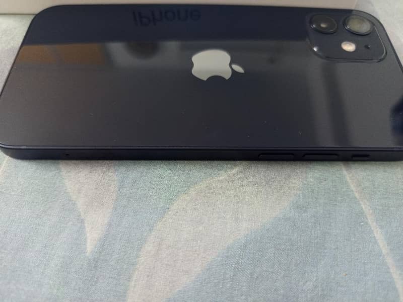 Apple iPhone 12 5
