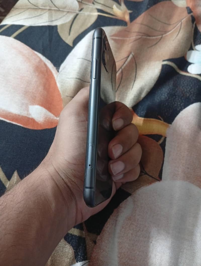 Apple iPhone 11 1