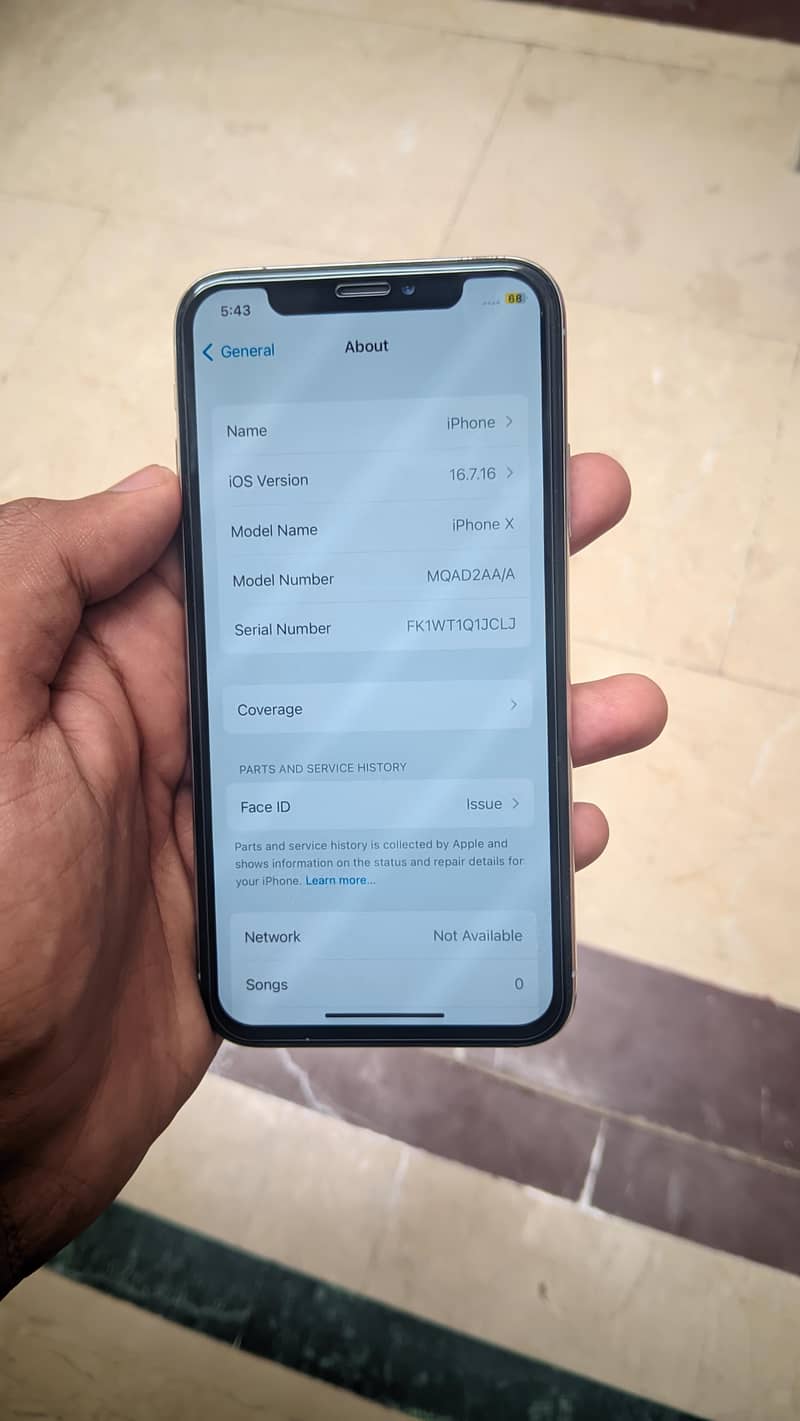 Apple iPhone X 5