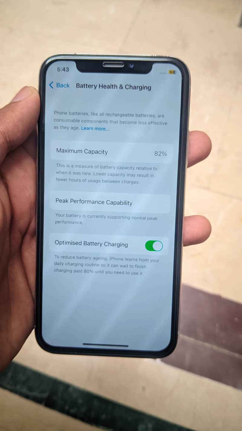 Apple iPhone X 6